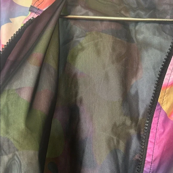 NWOT Noli Prism Camo Windbreaker Jacket Size S - Picture 7 of 10